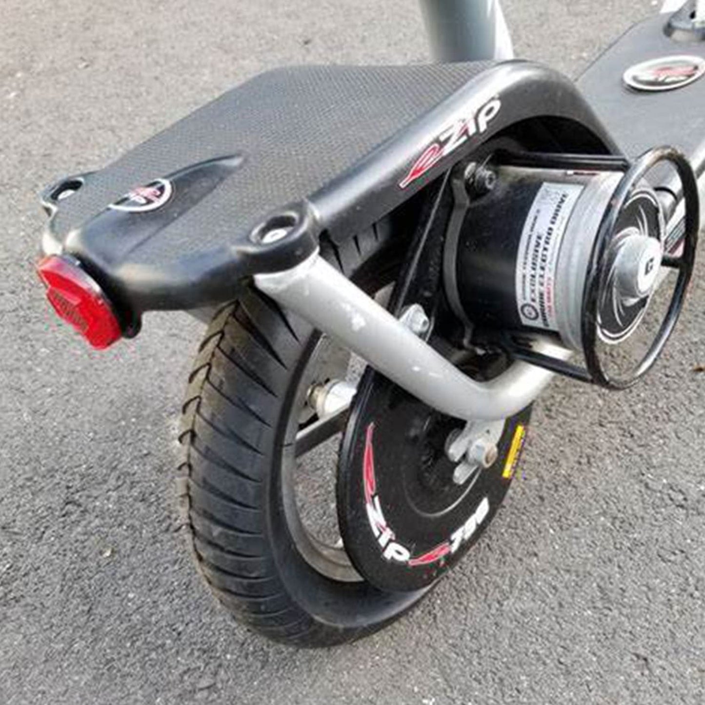 Alveytech 12-1/2'' X 3.0'' Tire With V-Groove Q212 Tread For Electric Scooters