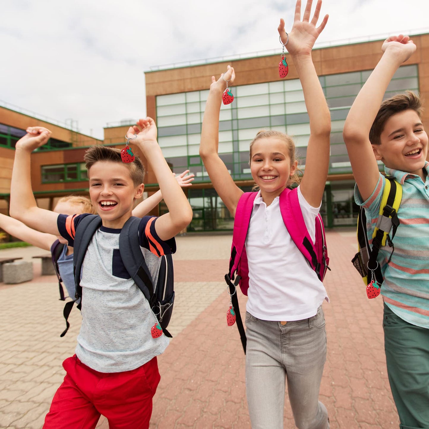 Tondiamo Strawberry Keychain Strawberry Party Favors Cute Fruit Keychain Rubber Keyrings for Summer Classroom Birthday Gifts(72