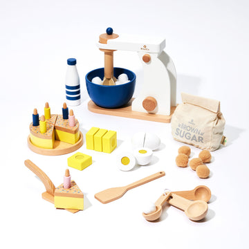 KiwiCo Bake-a-Cake Stand Mixer: Baking Set for Kids Ages 3+ | Learn Early Math with Wooden Kitchen Play Set | Includes Cake, Sta