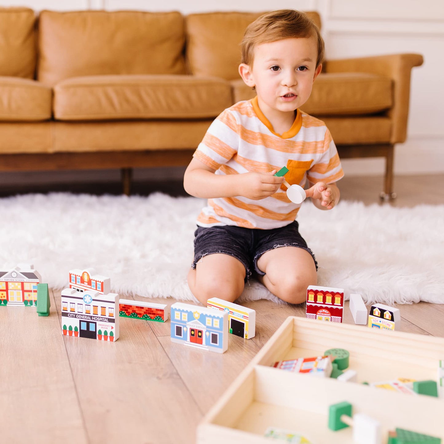 Melissa & Doug Wooden Town Play Set (32 pcs) - Multi Color, Includes Storage Tray, Model 98141, Pretend Play for Kids