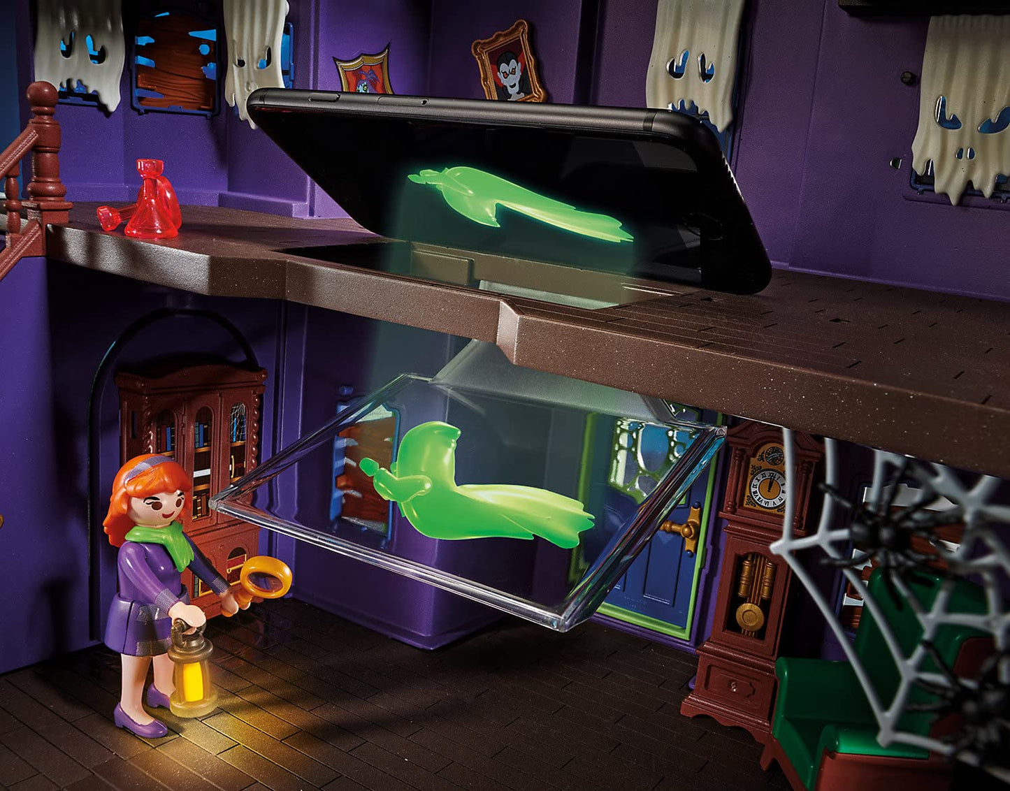 Playmobil Scooby-Doo Adventure in The Mystery Mansion Playset, Multi-Colored, ST Size, Fun for Kids, Imaginative Play