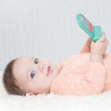 Infantino Flip And Peek Fun Phone: Bilingual With 3 English & 3 Spanish Phrases, Sounds Effects For Engagement, Peek A Boo Mirror Inside, 2 Colors, Ages 3 Months +, Teal, 1 Count (Pack Of 1)