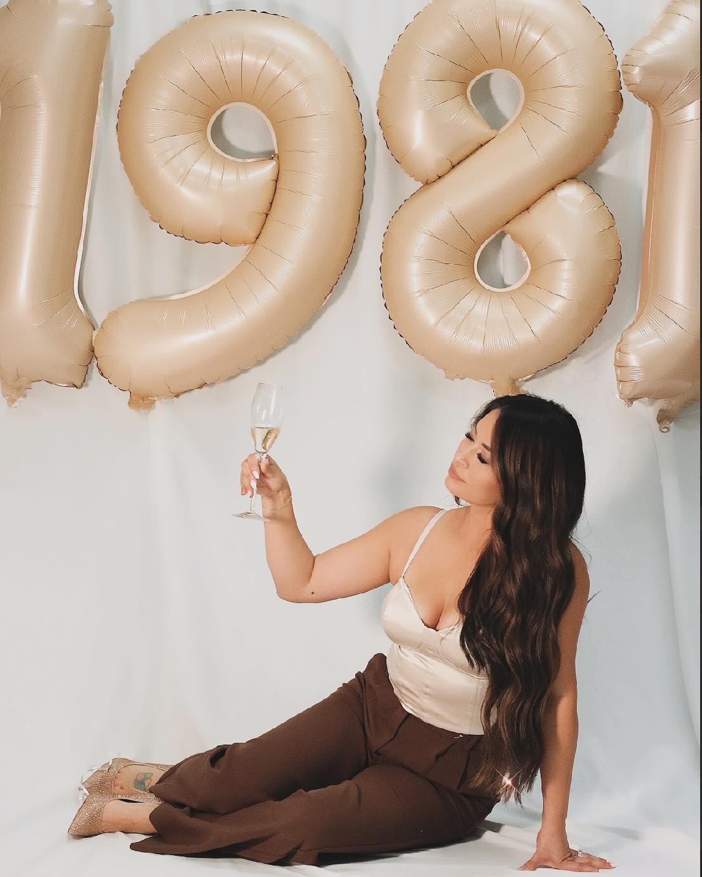 Light Brown 9 Balloon, Tan Number Balloons 40 Inch, 9Th Giant Beige Birthday Decorations For Boys Girls,19Th 29Th Khaki Party De