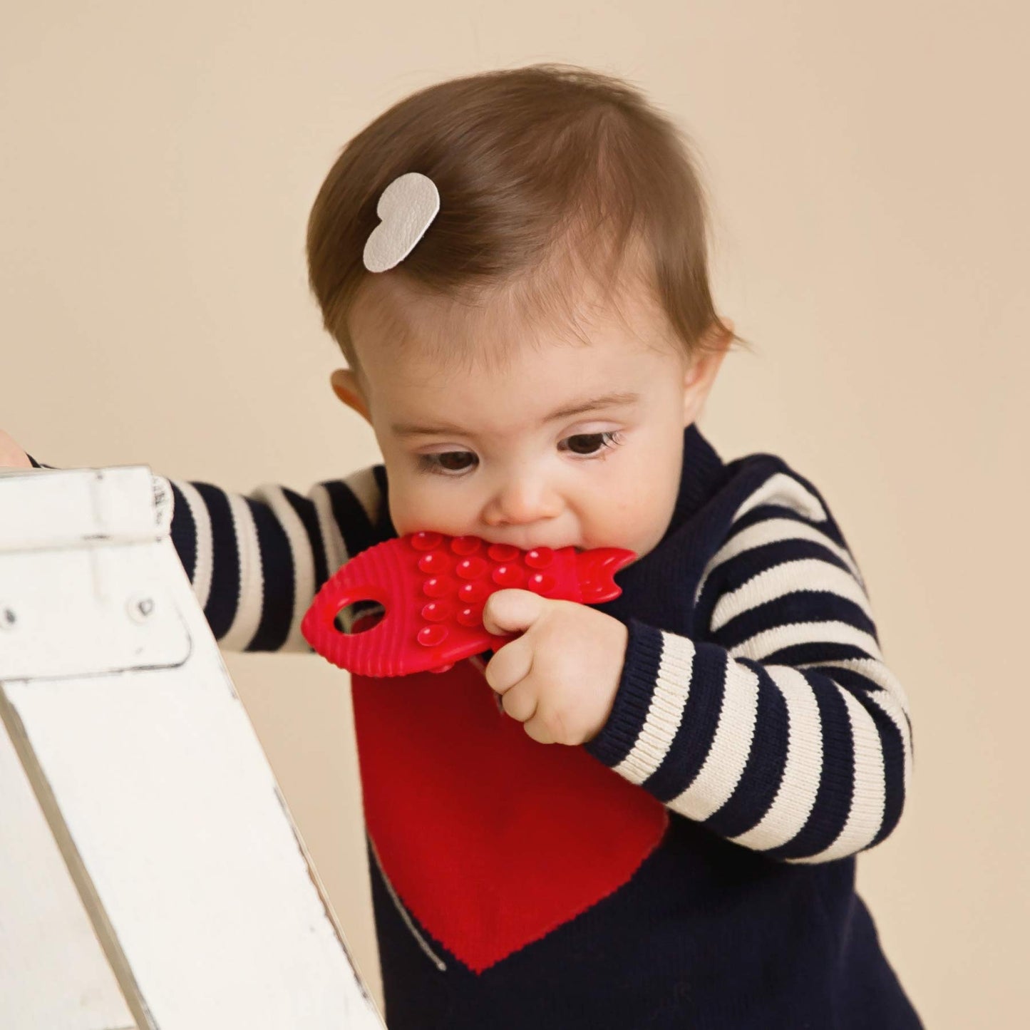 Poppies Smiley The Star (Yellow) And Red The Rocket (Red) Bundle – Silicone Sensory Toy – Bpa-Free – Infant Teether, Sensory, Bath Toy With Suction Cups And Textures To Stimulate Development
