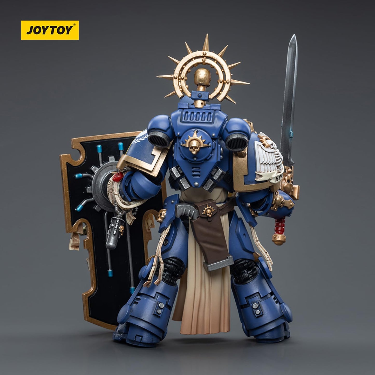 JOYTOY Warhammer 40k Ultramarines  Ultramarines Primaris Captain with Relic Shield and Power decorative replica blade 1/18 Action Figure Model  Dedicated to You who Love Collecting