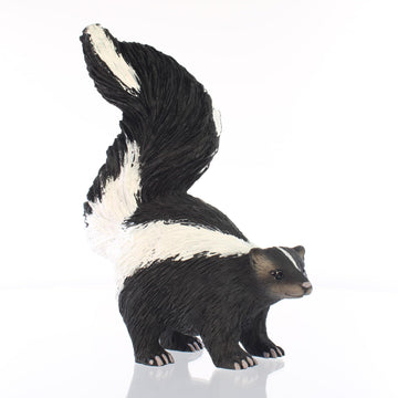 Conversation Concepts Skunk Figurine