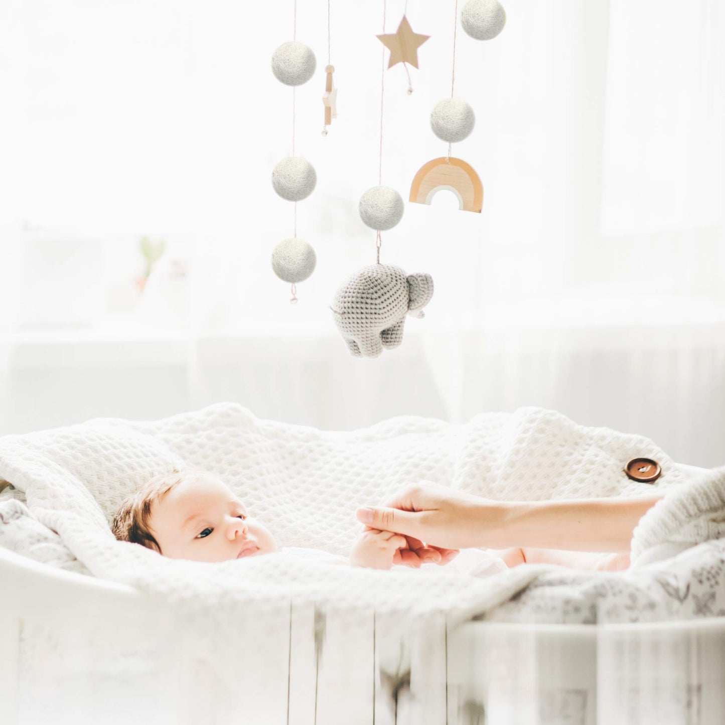 Glaciart One Wool Felt Balls, Felt Ball (60 Pieces) 2.5 Centimeters - 1 Inch, Handmade Felted Pure White Color - Bulk Small Puff