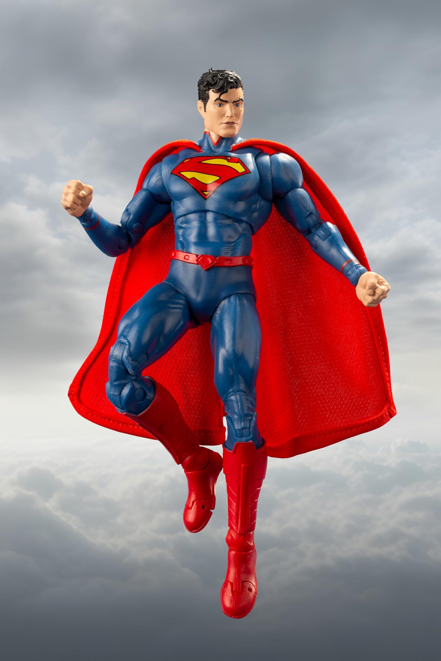 McFarlane Toys DC Multiverse Action Figure Superman 18 cm Gold Label Multicoloured, Model 17404, Plastic