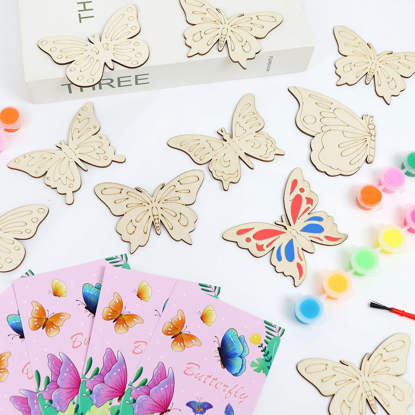 LARDUX Butterfly Party Favors, 24PCS DIY Wooden Arts & Crafts Painting Kit for Kid, Glow in The Dark Party Favors Family Crafts