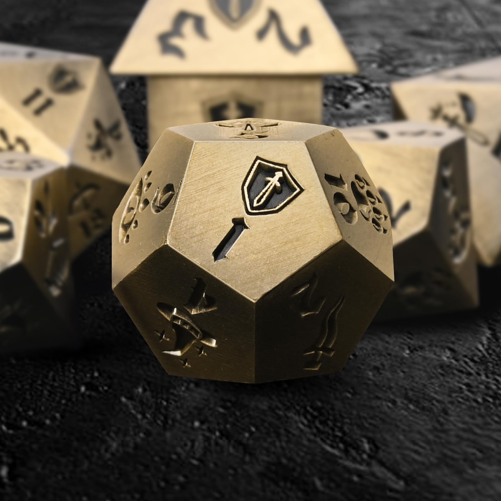 Banloga 7PCS Metal Dice Set for Dungeons and Dragons,Class Icons Dice,Role Playing Board Games Accessories (Bronze)