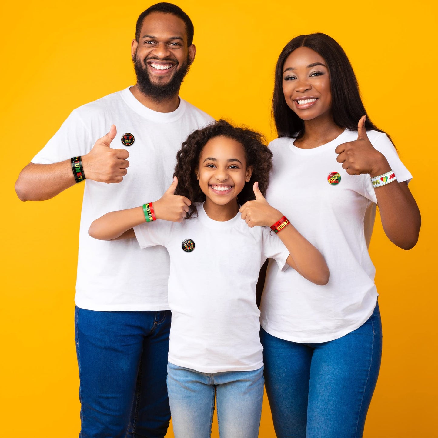 Frienda 60 Pcs Juneteenth Party Favors June 19th Slap Bracelets and Badge Pins for Kids Freedom Day Party Supplies Bulk Snap Wri