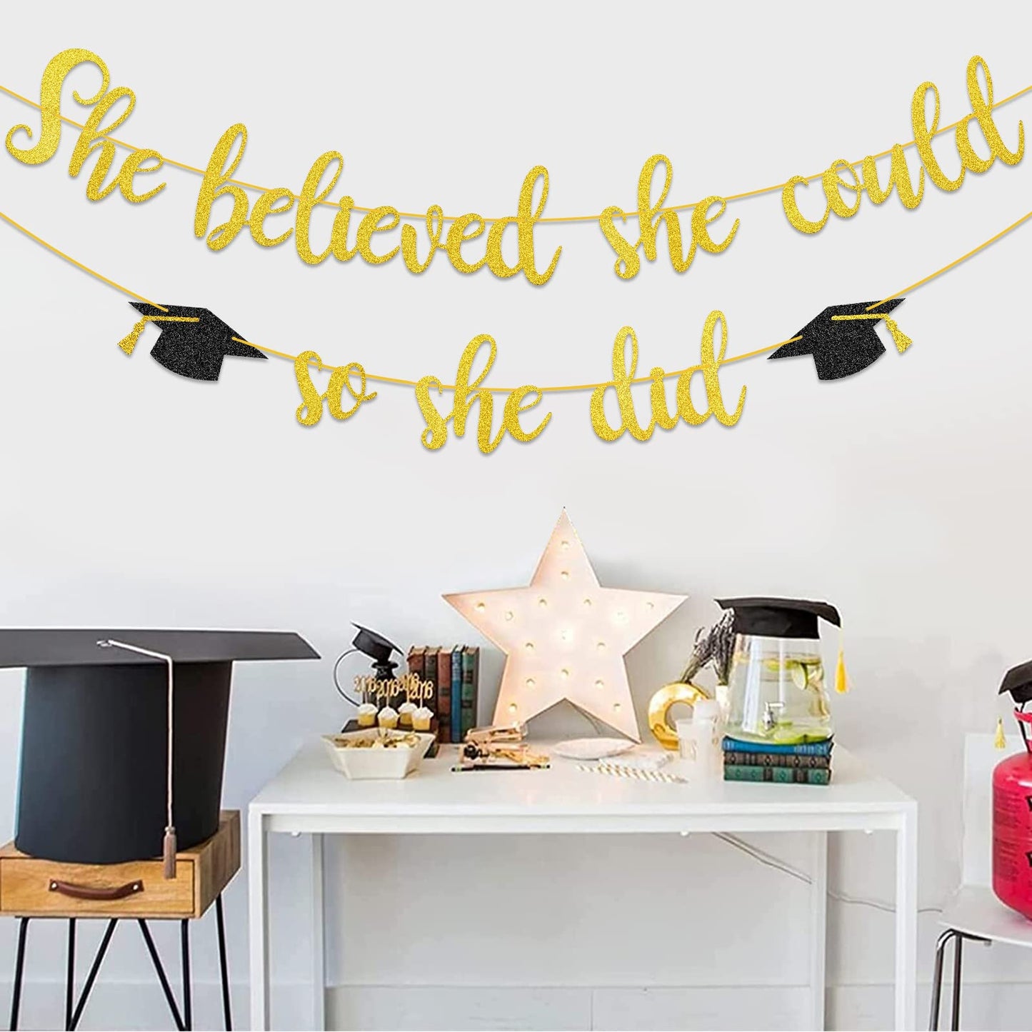 She Believed She Could So She Did Banner Decorations - Gold Glitter She Did It 2024 Garland Graduation Bunting Banner, Congrats