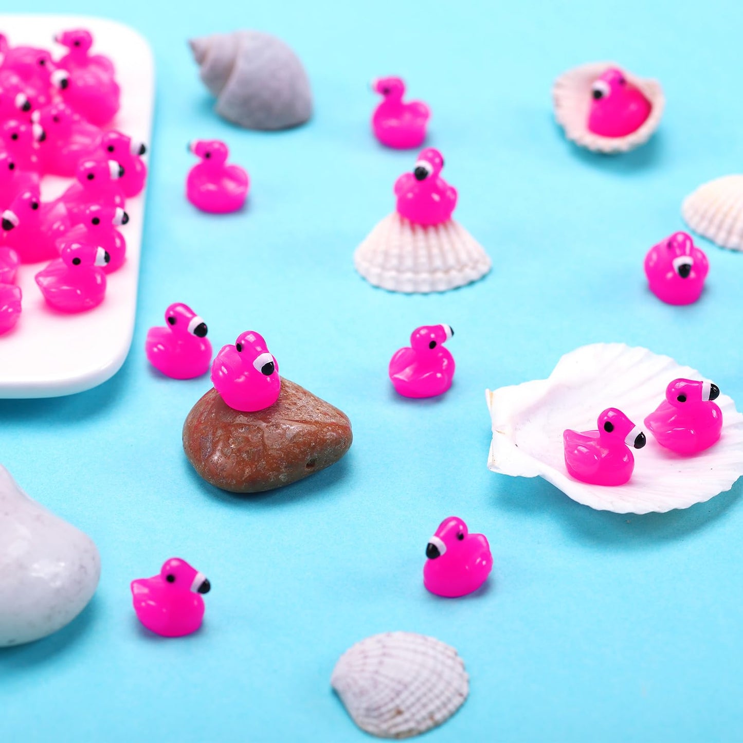 Mini Resin Flamingo Ducks,200 Pcs Flamingo Tiny Ducks, Pink Flamingo Figurine Tiny Resin Animals Toy For Cake Topper Garden Doll