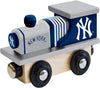 Masterpieces Nyy2100: New York Yankees Wood Train Engine