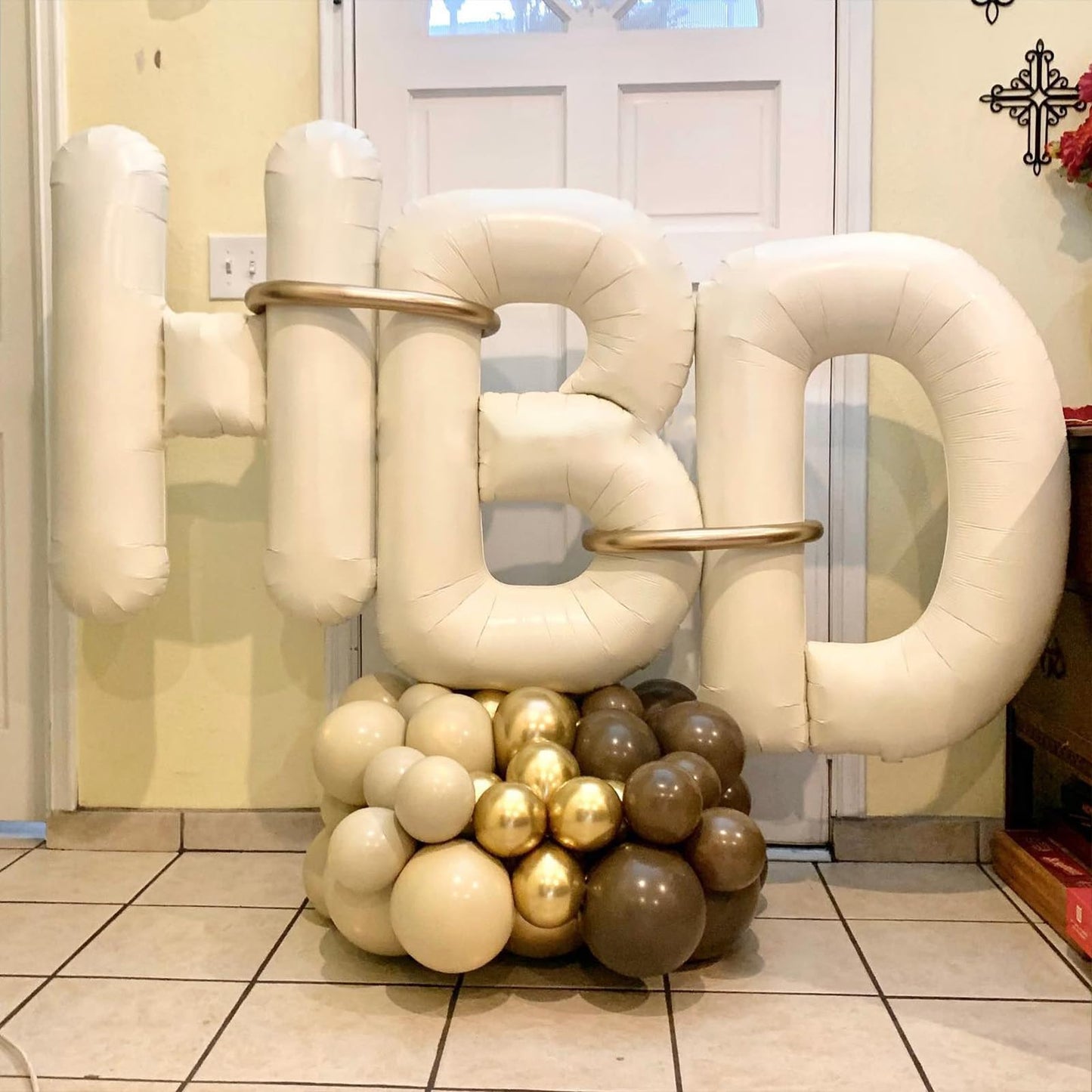 40 Inch Cream Letter Balloons, Large Q Letter Balloons Foil Helium Balloons, Mylar Big Single Alphabet Q Balloons, Cream Balloon