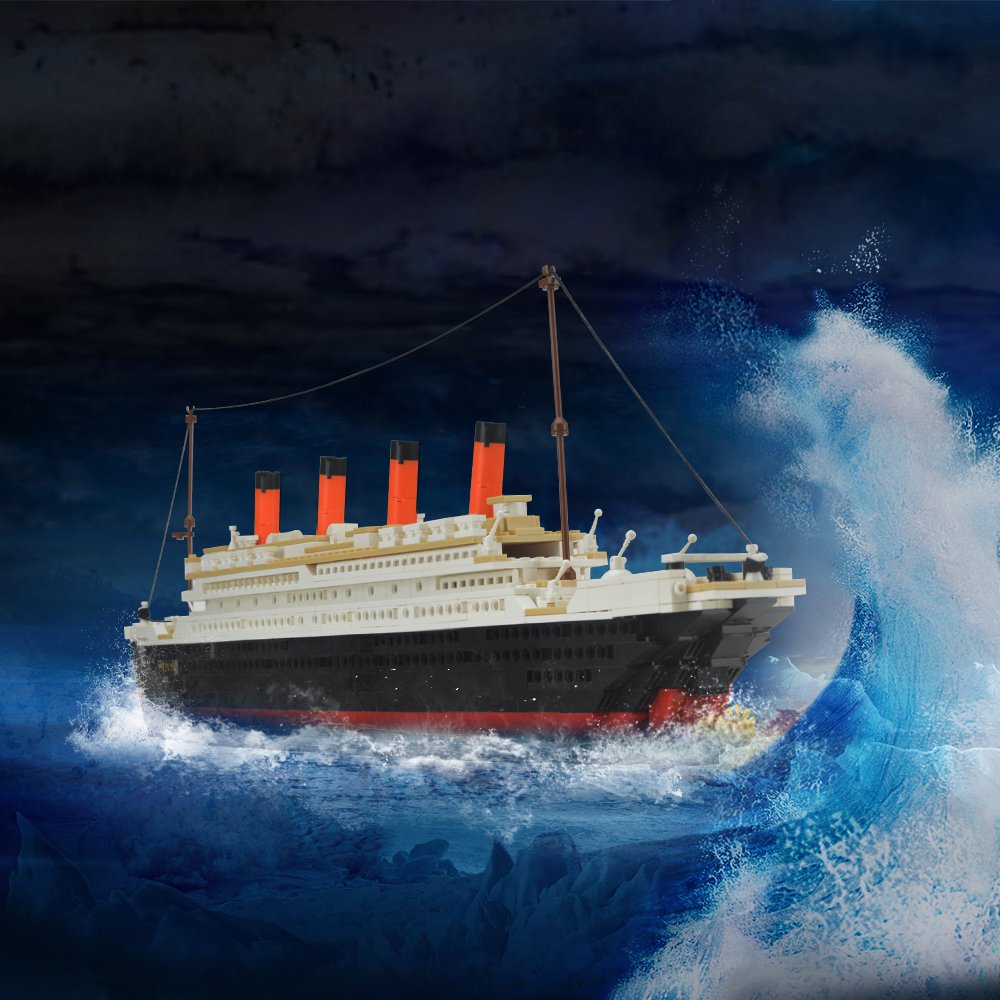 Susengo Building Bricks For Titanic 1021 Pieces Block Model Kit