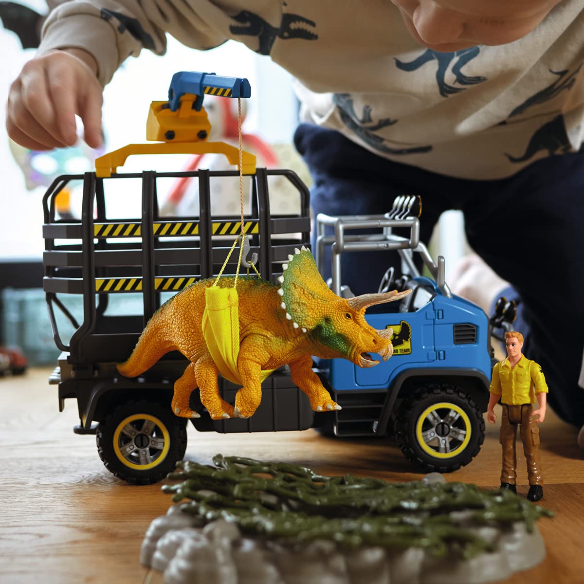 Schleich Dinosaurs, Dinosaur Toys For Kids, Dino Transport Mission Set With Dinosaur Truck And Triceratops Toy, 13 Pieces, Ages 4+