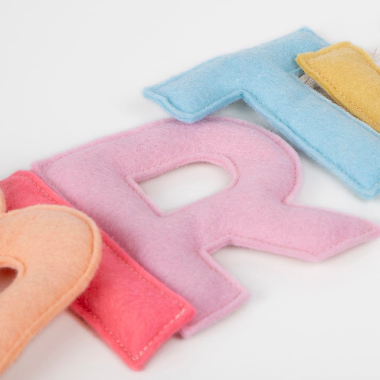 Meri Meri Felt Happy Birthday Garland (3.2m with excess cord - Pack of 1)