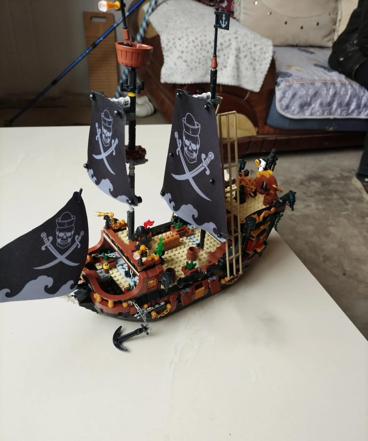 YBLOCK Pirates Ship Building Mini Blocks Set, 1328 Pieces, Brown Plastic Toy for Ages 8-14, Model 01041