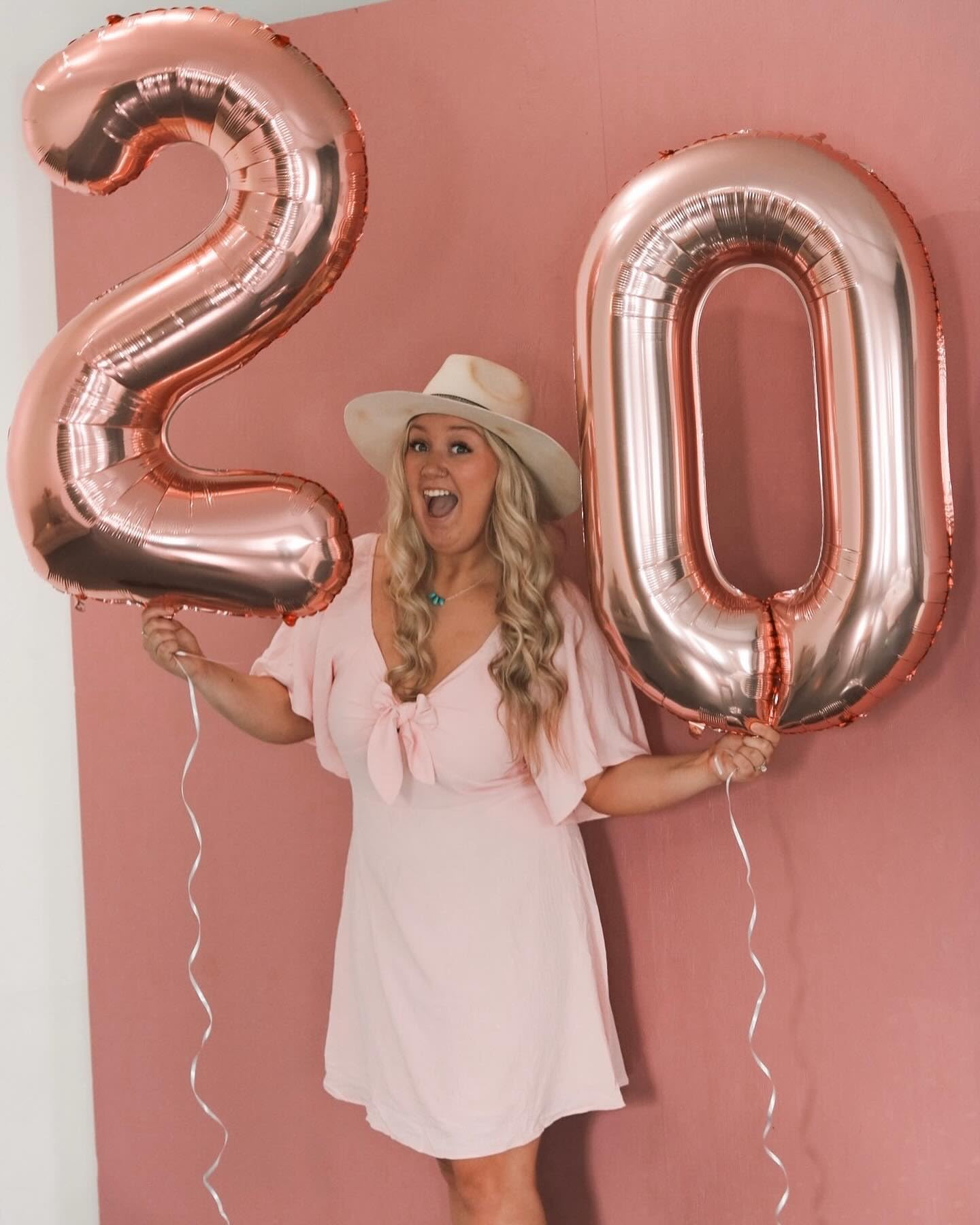 10 Balloon Number, Rose Gold Number 10Th Birthday Balloons 40 Inch, 10 Years Old Rose Gold Birthday Decorations For Boys Girls,