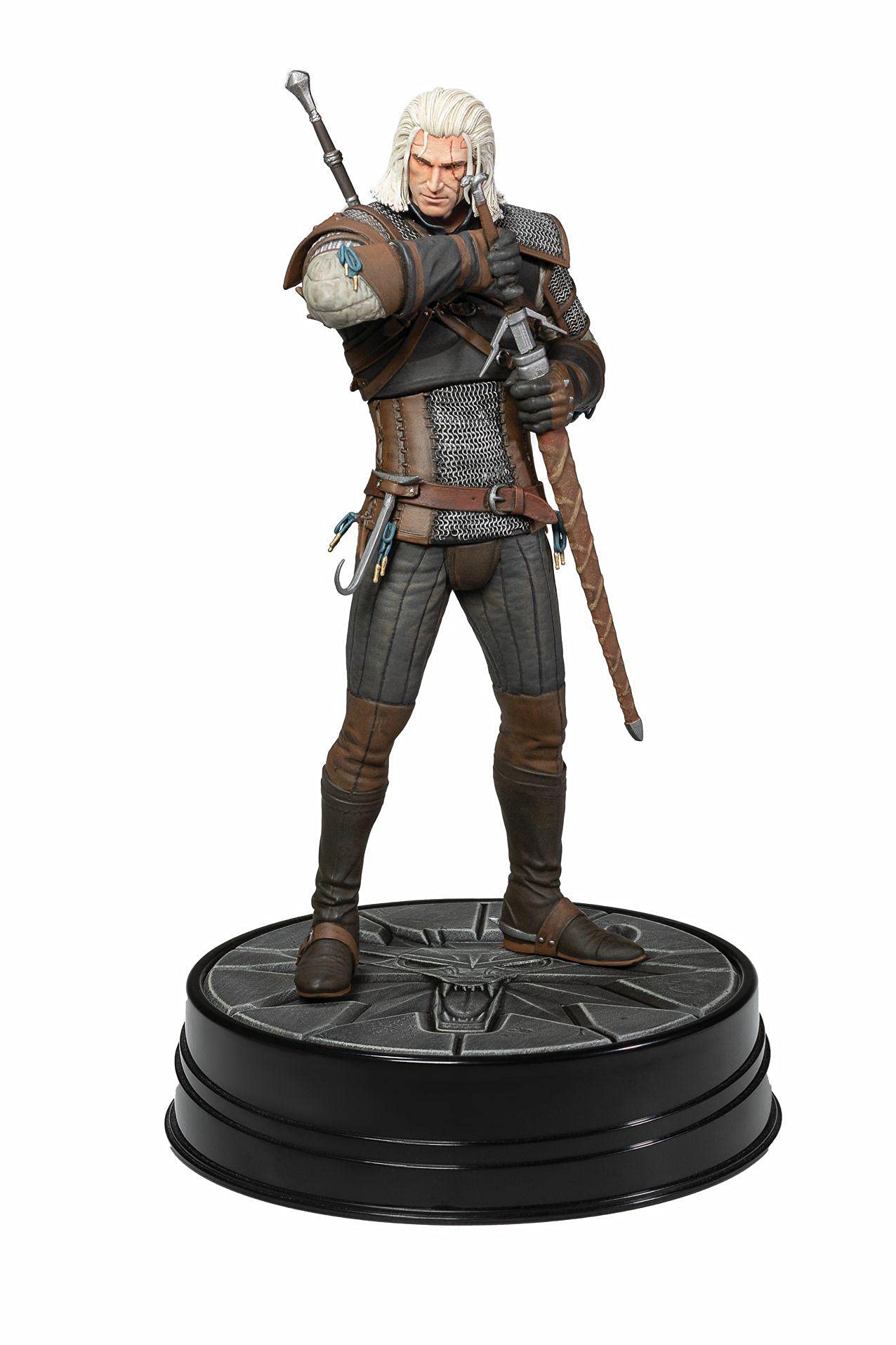 The Witcher 3 Wild Hunt Deluxe 9 Inch Heart Of Stone Geralt Figure