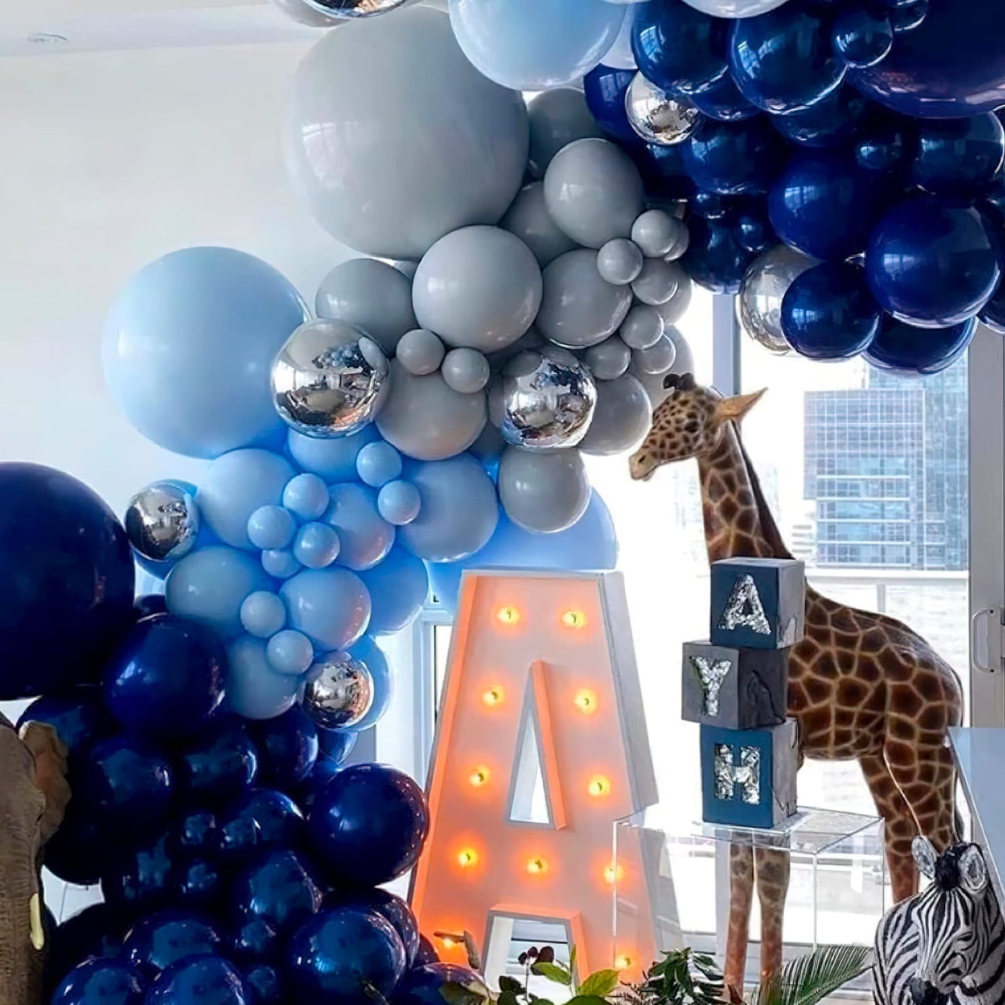 Partywoo 140 Pcs Blue And Silver Balloon Arch Kit, Blue Balloons Garland Kit With 4D Silver Balloons, Navy Blue Metallic Silver Balloons, Glitter Balloons For Birthday, Baby Shower, Wedding