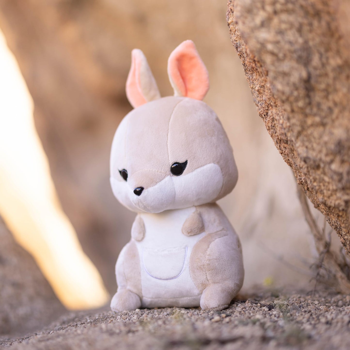Bellzi Brown Kangaroo Stuffed Animal Plush Toy - Adorable Soft Kangaroo Toy Plushies and Gifts - Perfect Present for Kids  Babies  Toddlers - Kangi