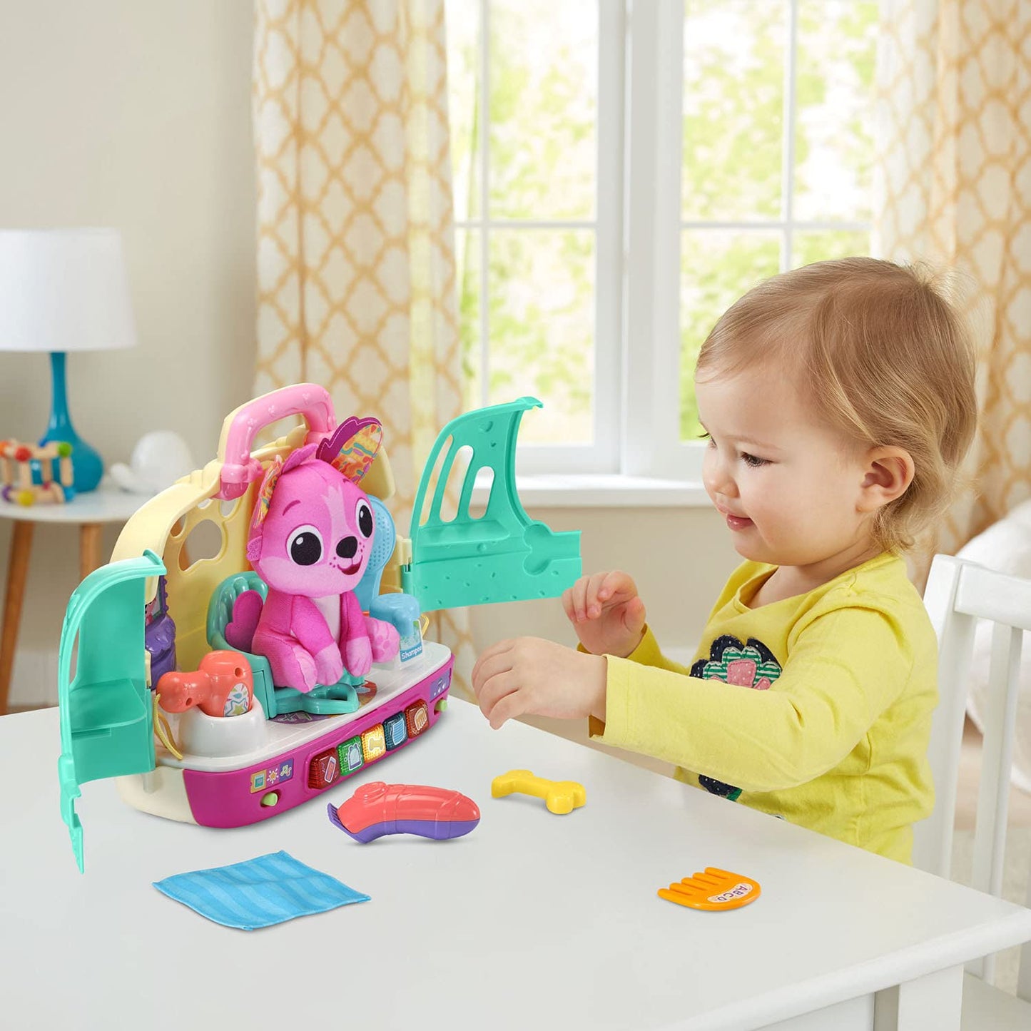 VTech Glam and Go Puppy Salon - Large Pink Toy Figure Set - Plastic Model 80-541700