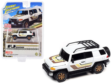2007 Toyota Fj Cruiser White With Stripes And Roofrack Limited Edition To 4800 Pieces Worldwide 1/64 Diecast Model Car By Johnny
