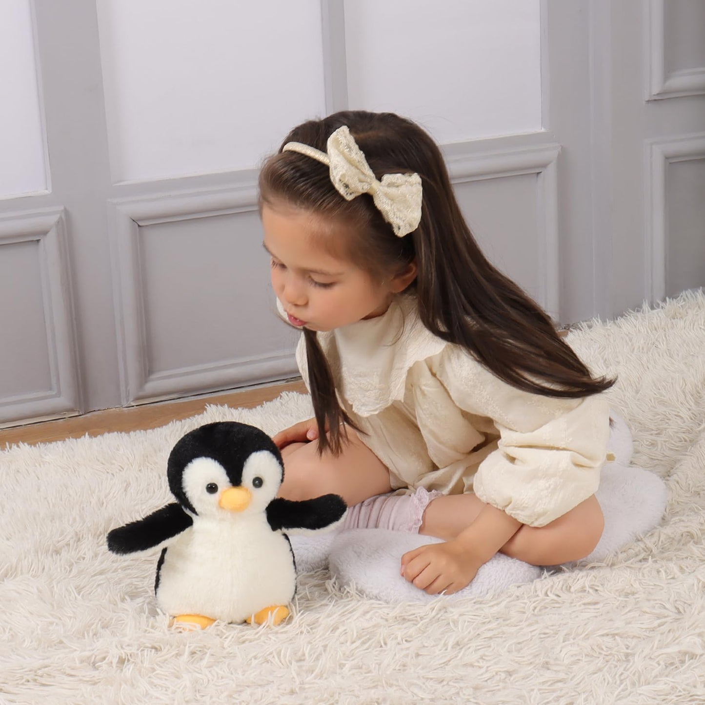Apricot Lamb Antarctic Toys Plush Black Penguin Stuffed Animal Soft Cuddly Perfect For Child (Black Penguin