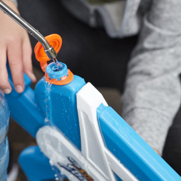 Nerf Super Soaker Twister Water Blaster, 2 Twisting Streams Of Water, Pump To Fire, Outdoor Water-Blasting Fun For Kids Teens Adults