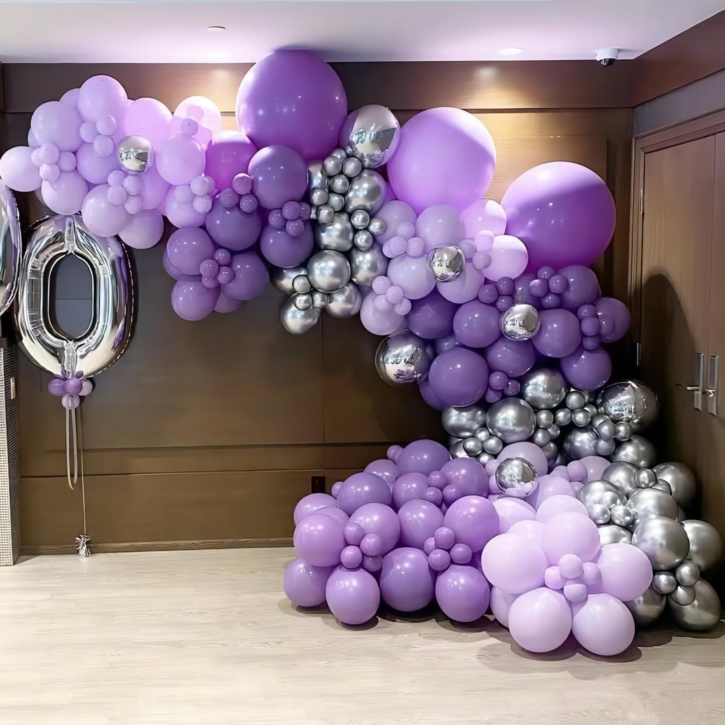 130Pcs Purple Balloons Garlands Kit, 18'' 12'' 10'' 5'' Different Sizes Pack Purple Latex Balloon Arch For Birthday Gender Revea