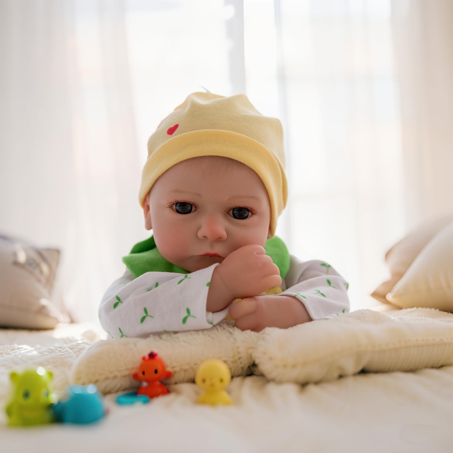 Thorugod Lifelike Reborn Baby Dolls - 18 Inch Realistic Baby Girl Doll with Vinyl Full Body Newborn Baby Doll for Kids Age 3+