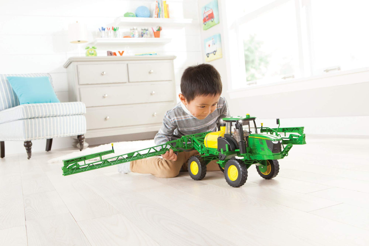 John Deere Big Farm JD R4023 Sprayer Toy, 1:16 Scale, Green & Yellow, TPR Material, Unisex Children