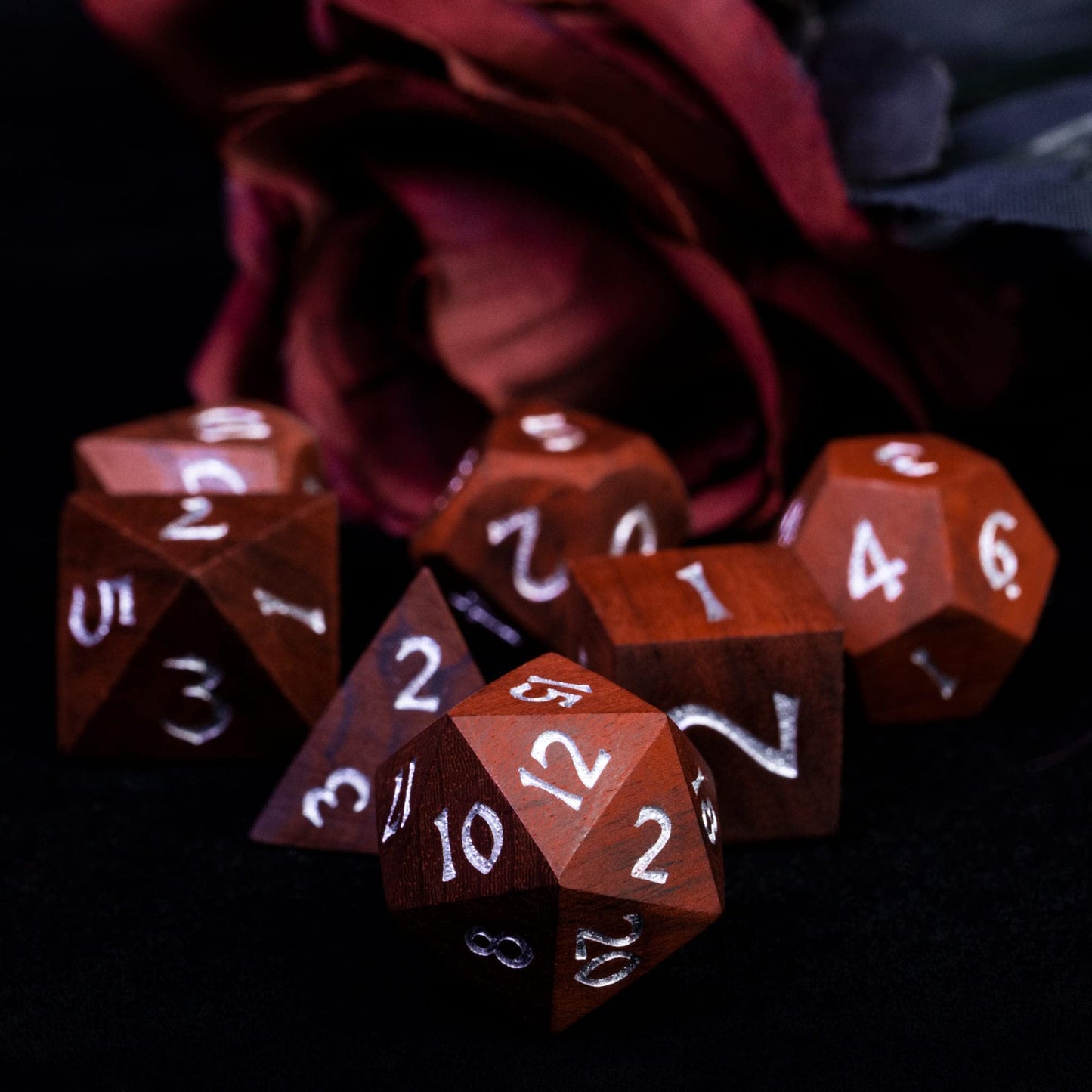 Hddais 7Pcs Polyhedral Dice Set D&D, Rpg Dnd Wood Dice Set With Iron Box For Dungeons And Dragons Role Playing Games(Coralwood)