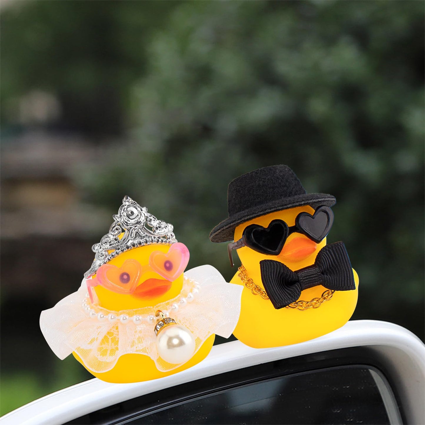 wonuu Pair Set of 2 Wedding Rubber Ducks  Bride Groom Duckies Marriage Rubber Duck Mini Couple Ducky for Ceremony Gift Souvenir Marry Blessings Elegant Heartwarming Present  White Double Lace Dress
