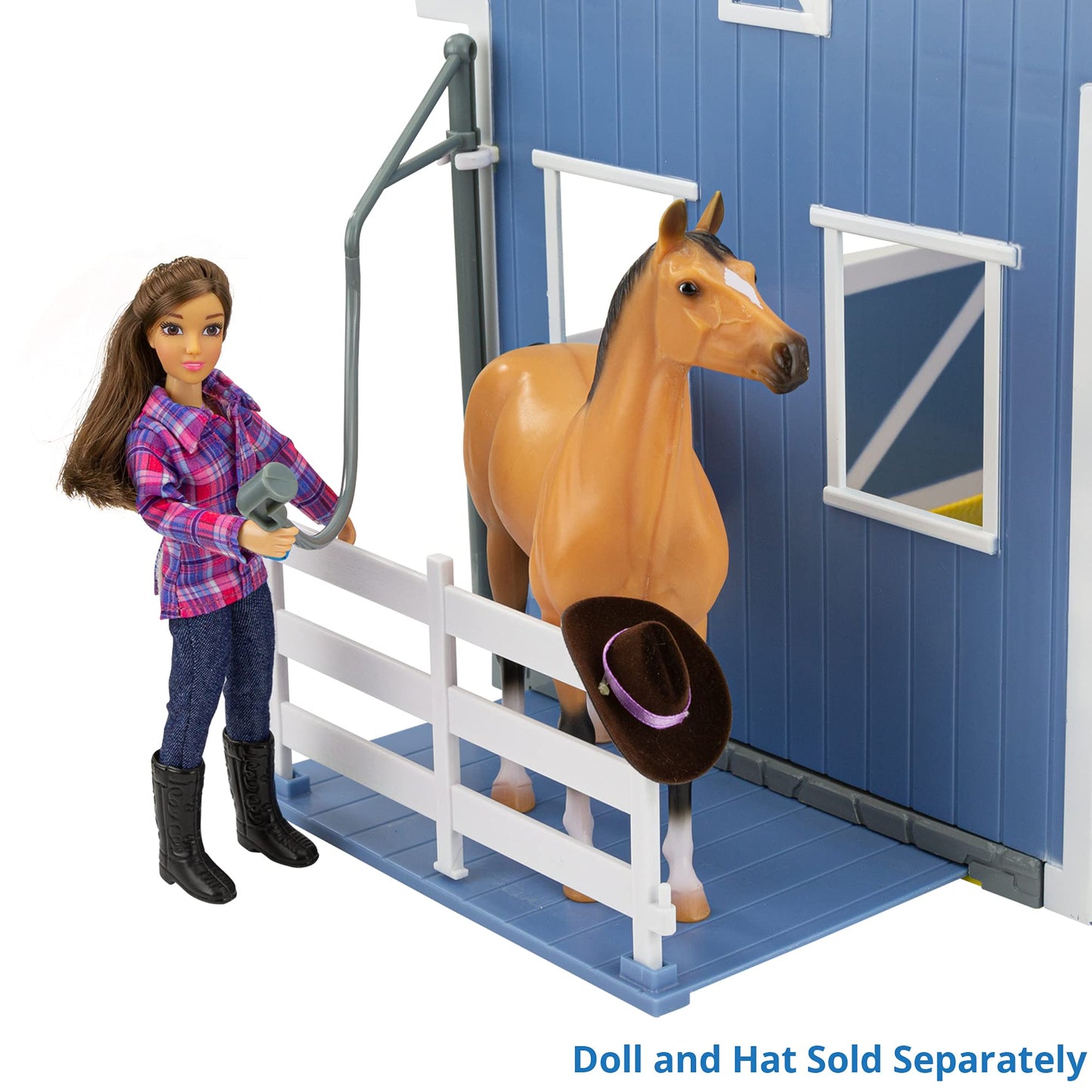 Breyer 1:12 Scale Freedom Series Deluxe Country Stable With Horse & Wash Stall