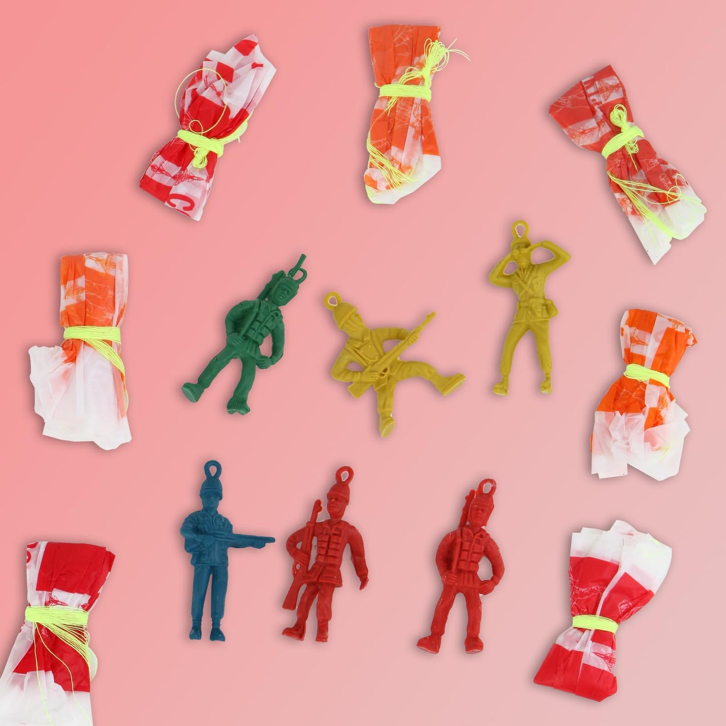 Manmel 40PCS Parachute Toy  Outdoor Flying Toy for Kids 3 4 5 6 7 8 9  Mini Paratroopers Army Parachute Flying tossing Outside Toys for Toddlers  Boys  Girls  Party Favors  Goodie Bag Stuffers