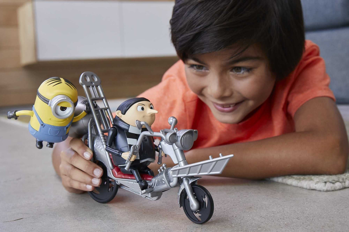 Minions: The Rise Of Gru Movie Moments Pedal Power Gru Approx 4-In/10-Cm Action Figure Interactive Toy With Articulation & Movie Scene Accessories, Great Gift For 4 Years & Older Minion Fans
