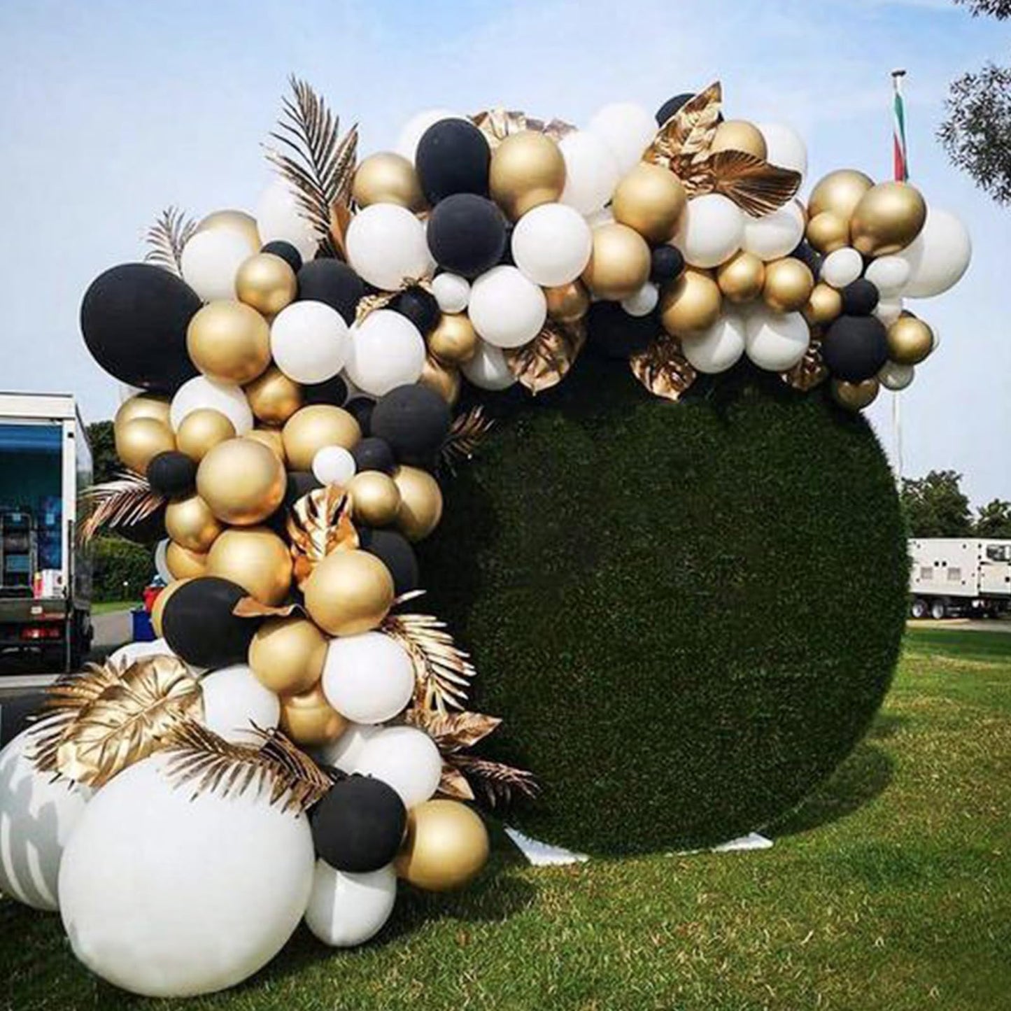 Paready Black Gold Balloons, 60 Pcs Black White Party Balloons 12 Inch Metallic Gold And White Latex Balloons Gold Black Confett
