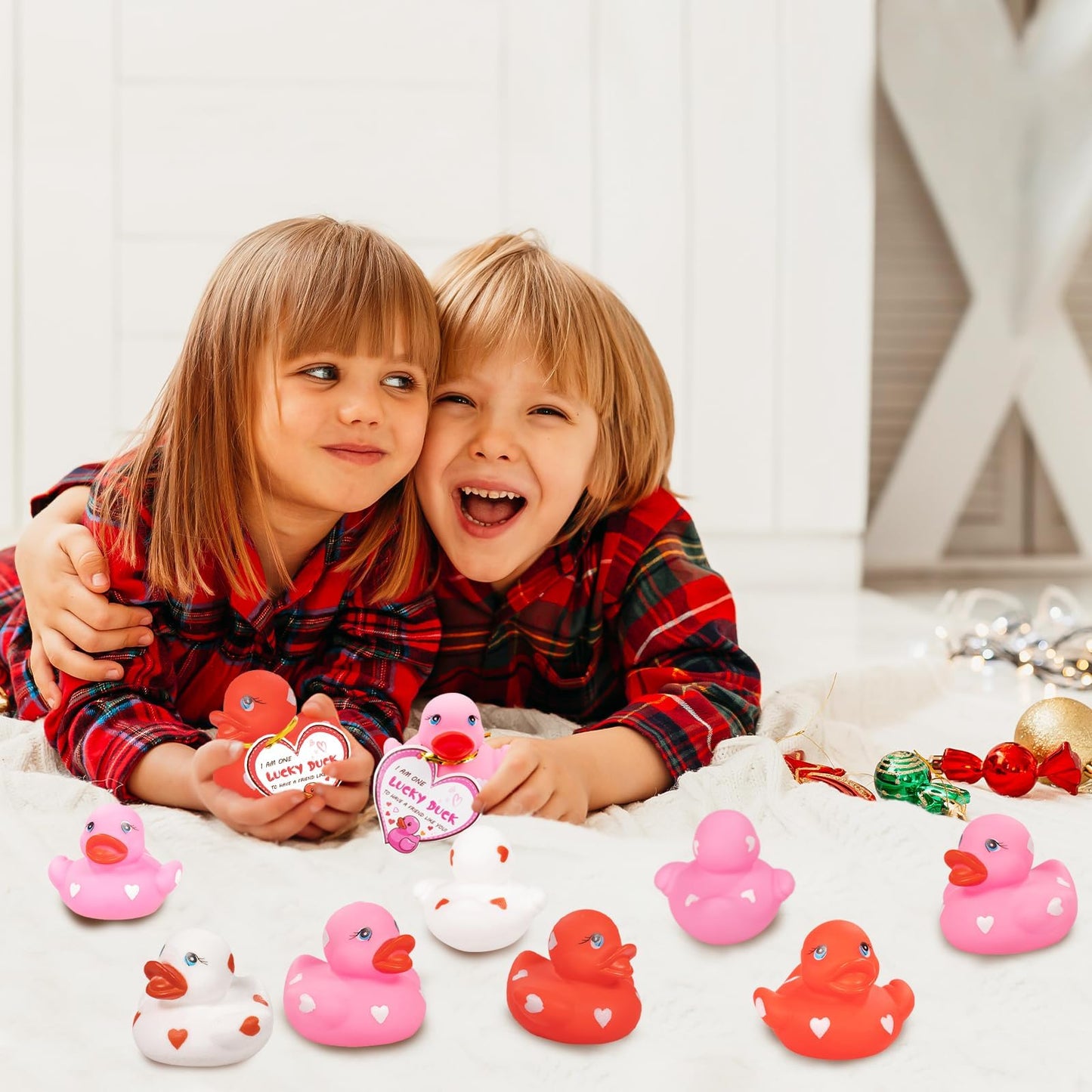Kockuu 20Pcs Rubber Ducks With Cards Gift Valentines Day Party Favors Small 2.36    Assorted Pink Red White Squeaky Duckies In B