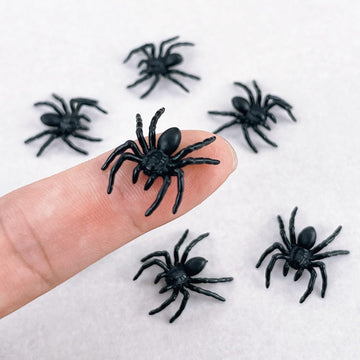 Miniature Black Spiders, Halloween Miniatures, Halloween Embellishments, Haunted Dollhouse, Halloween Craft Supplies, Dollhouse 