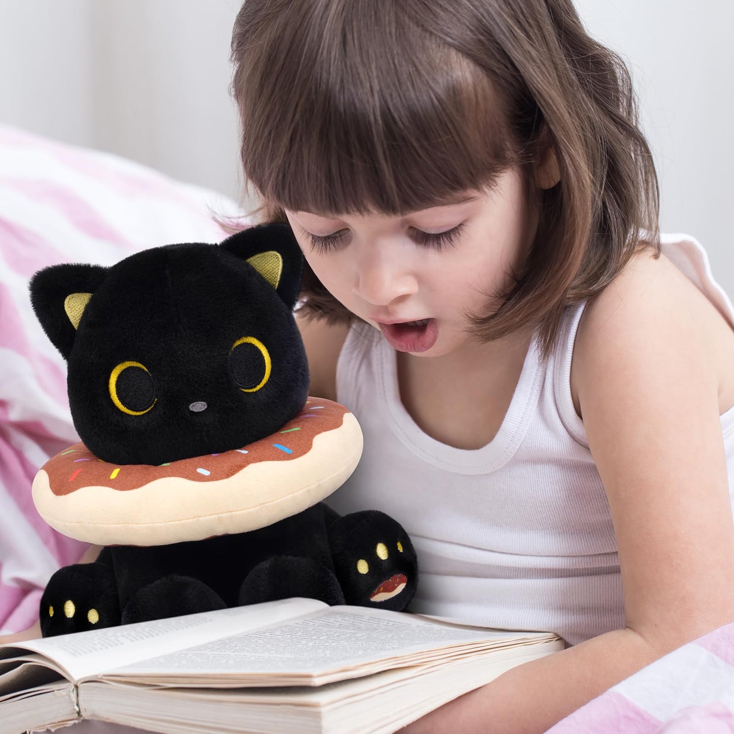 Hagusahuo Black Cat Plush Toy, 8" Cute Stuffed Animal, Polyester, Chocolate Black, Kawaii Gift for Kids & Adults