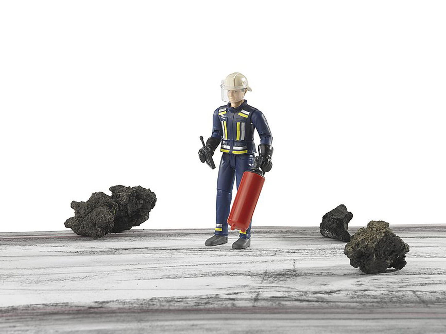 Bruder 60100 Bworld Fireman With Accessories