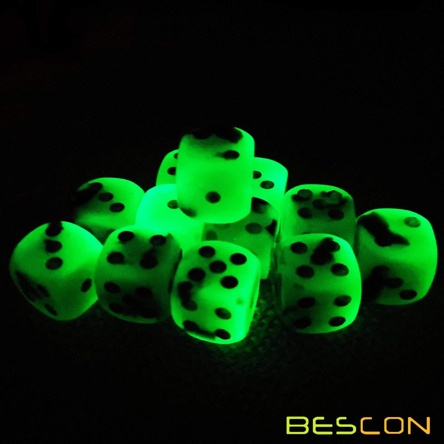 Bescon Two Tone Glowing Dice D6 16mm 12pcs Set Spooky Rocks, 16mm Six Sided Die (12) Block of Glowing Dice
