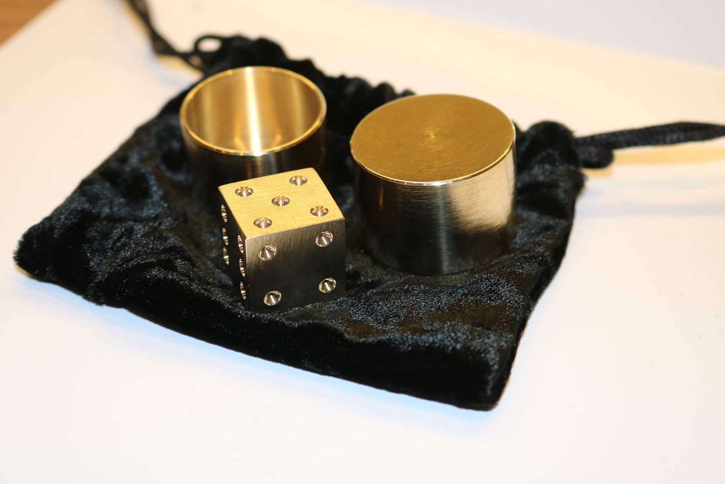 Telepathy Dice 2 - Mind Reading Magic Trick - Mental Magic Trick - Mind Control Die