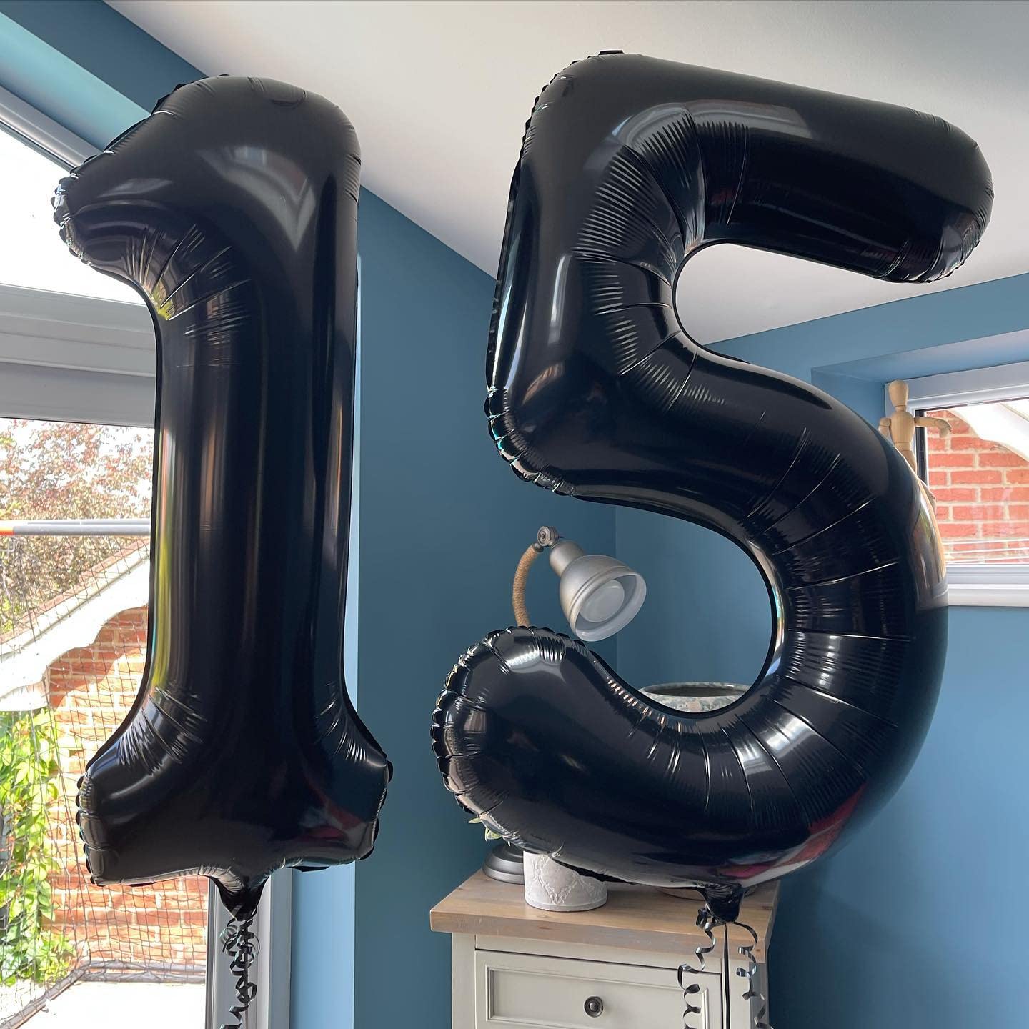 LHOAVWE 40 Inch Black 15 Foil Mylar Helium Number Balloons - Jumbo 15th Birthday Party Decorations