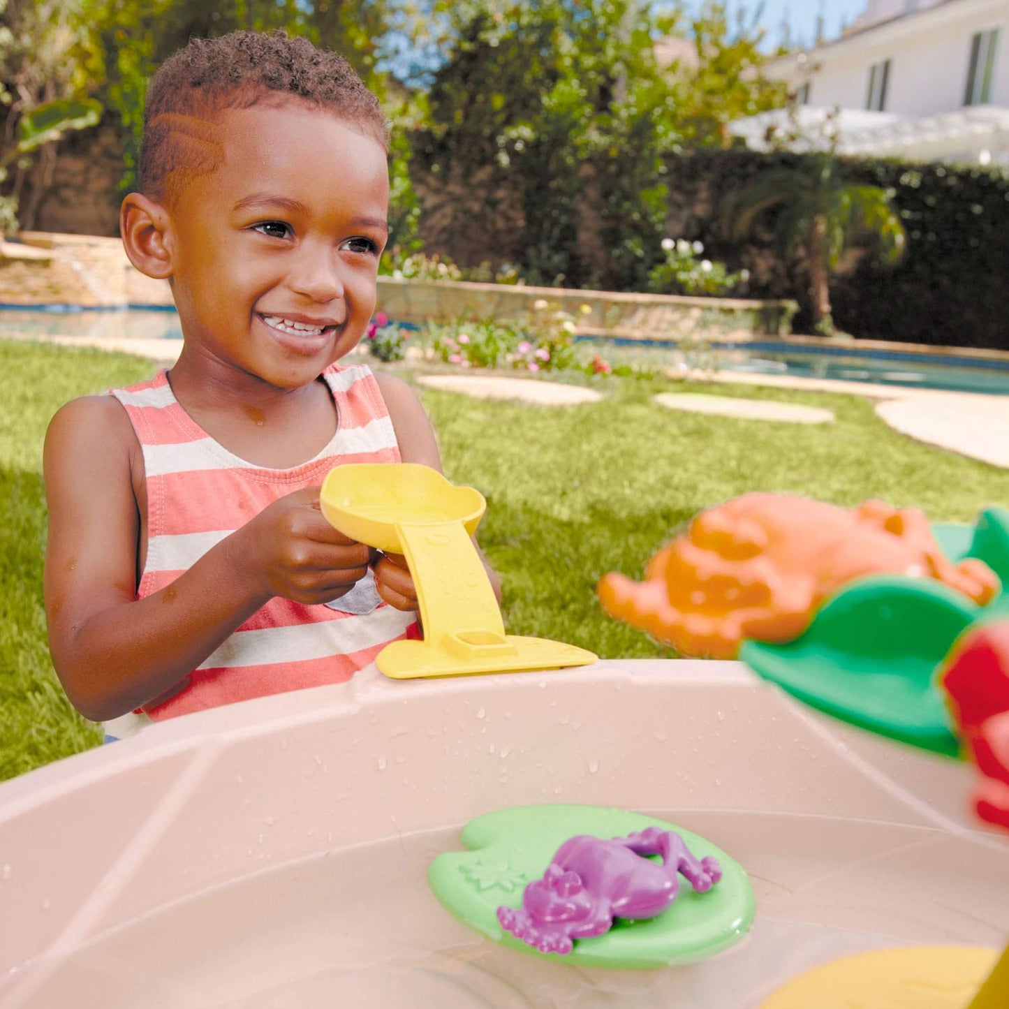 Little Tikes Frog Pond Water Table, Medium, Multicolor, Plastic, Model 643972M, Ideal for Ages 24-36 Months