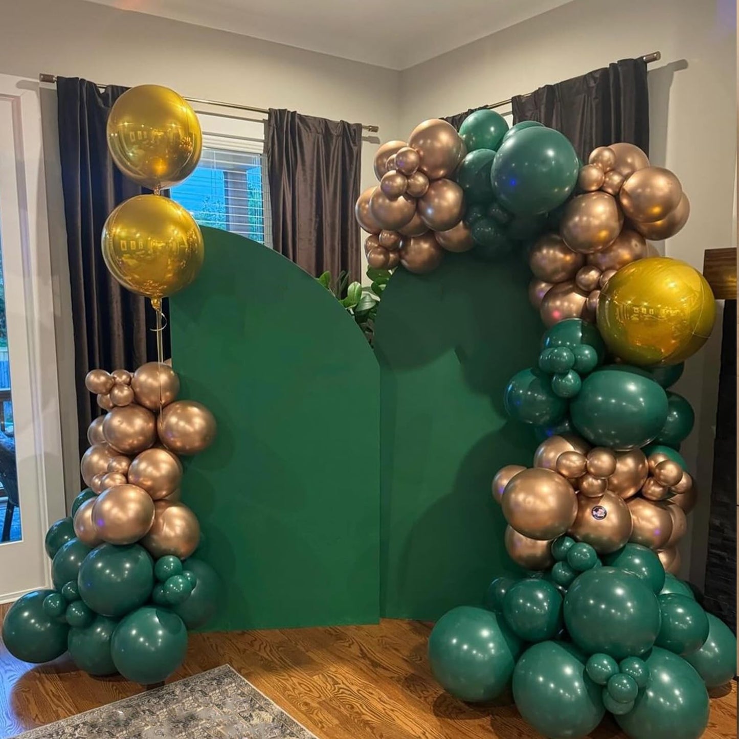 Green And Gold Balloons Arch Garland Kit, 134Pcs Metallic Gold And Dark Green Balloons With Different Size For Birthday, Graduat