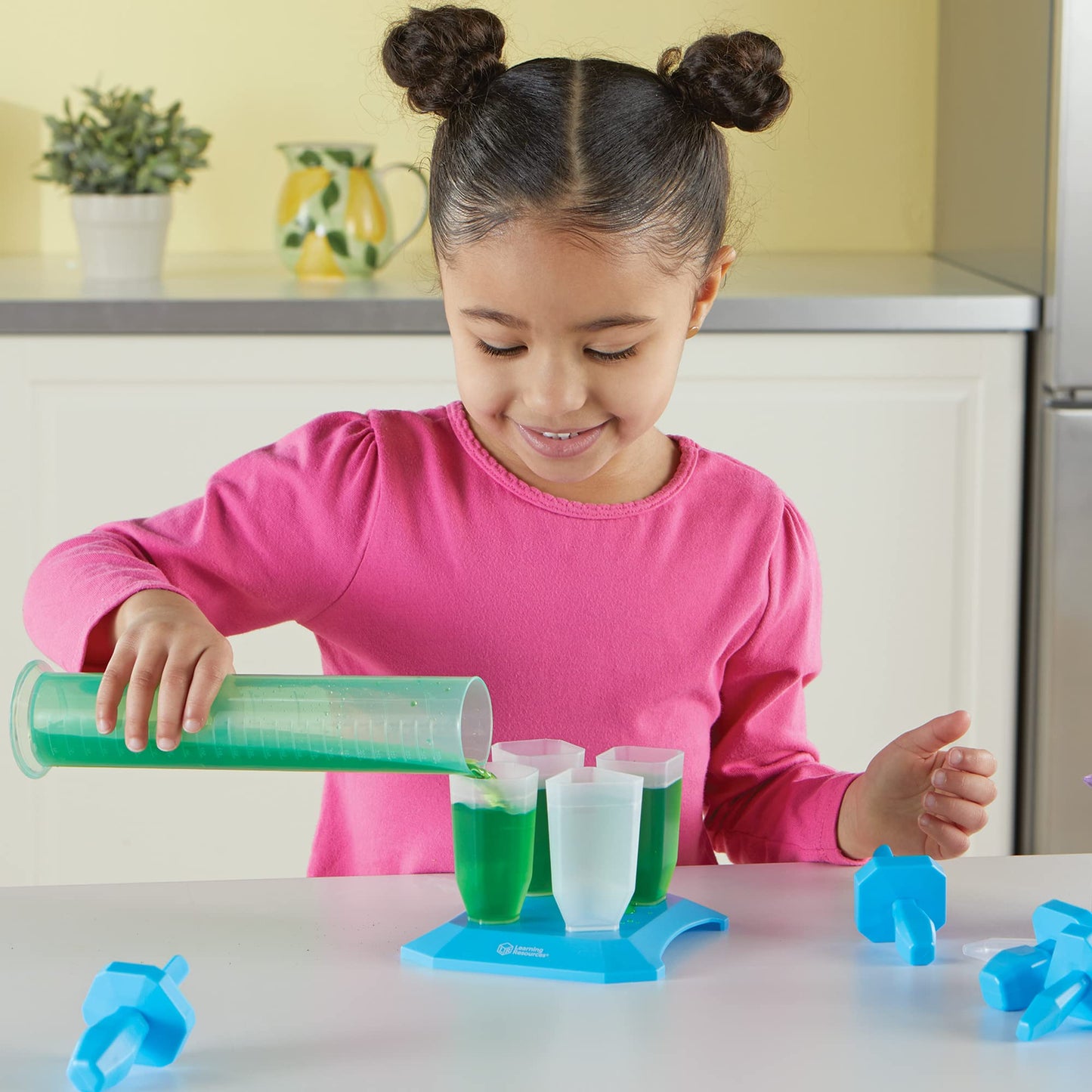 Learning Resources Yumology Science Sweets Lab,STEM Toys, Candy Experiments, Science Kit for Kids, Fun Gifts for Kids, 16 Pieces